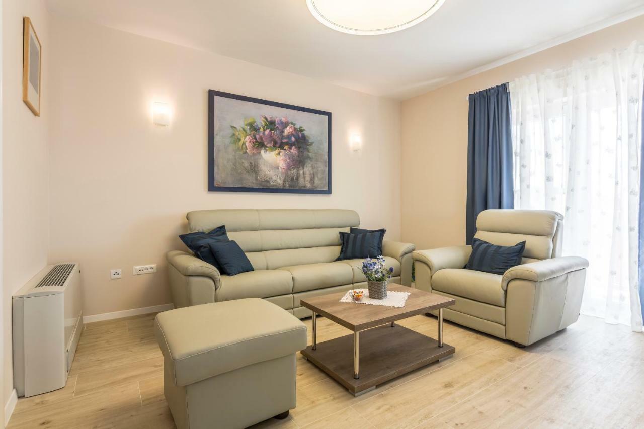 Villa Flores Rogoznica  Eksteriør billede